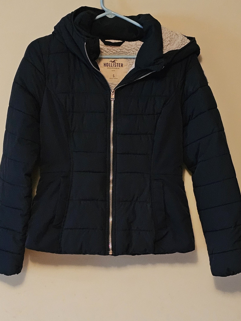 Hollister Navy Quilted Hooded Sherpa-Lined Puffer Jacket Sz S